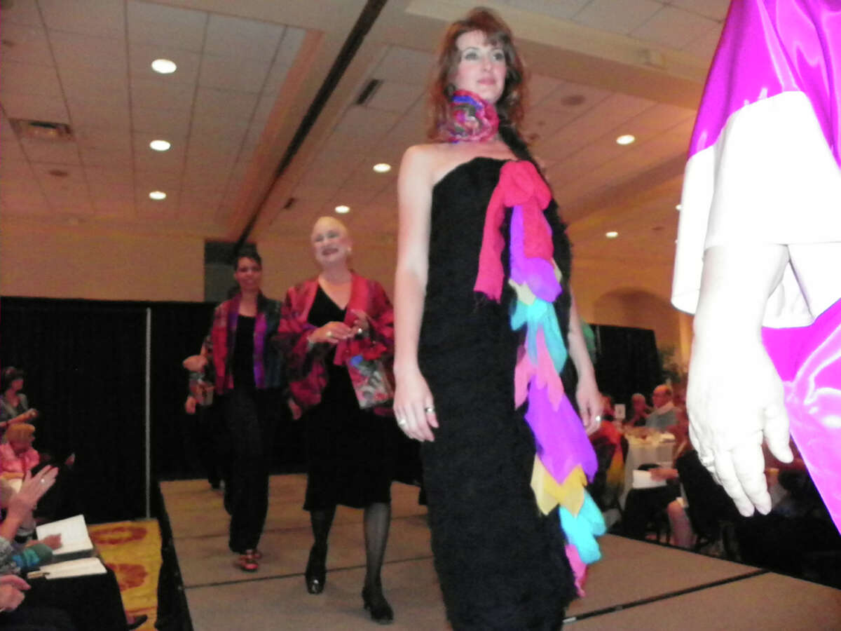 Wearable art wows on runway