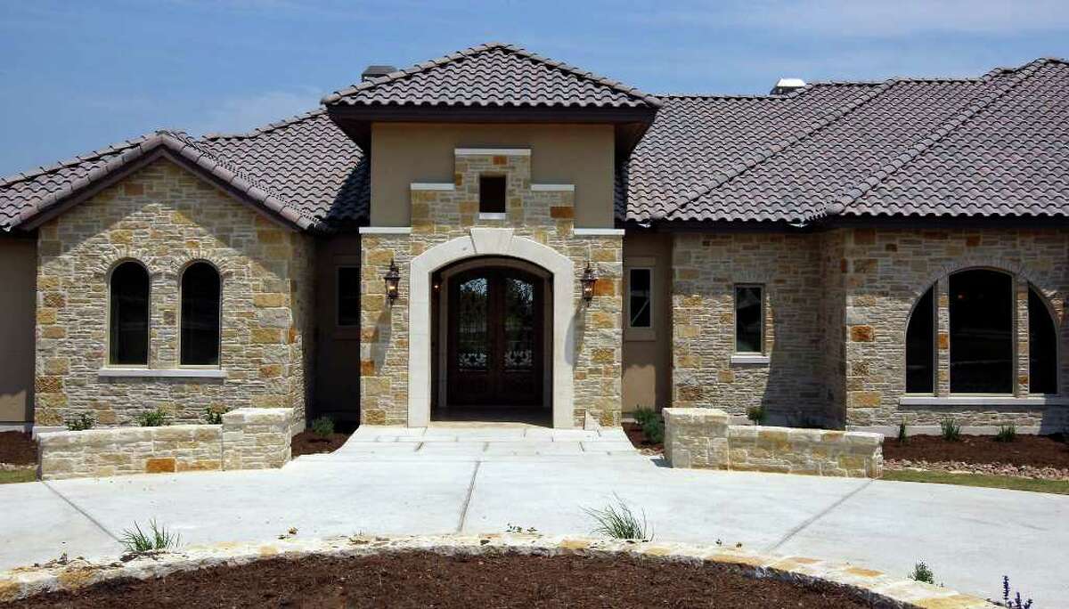 FOR REAL ESTATE - A view of the Trinity Custom Builders home at 341 Menger Springs Monday May 9, 2011 in the Menger Springs community of Boerne, Tx. (PHOTO BY EDWARD A. ORNELAS/eaornelas@express-news.net)