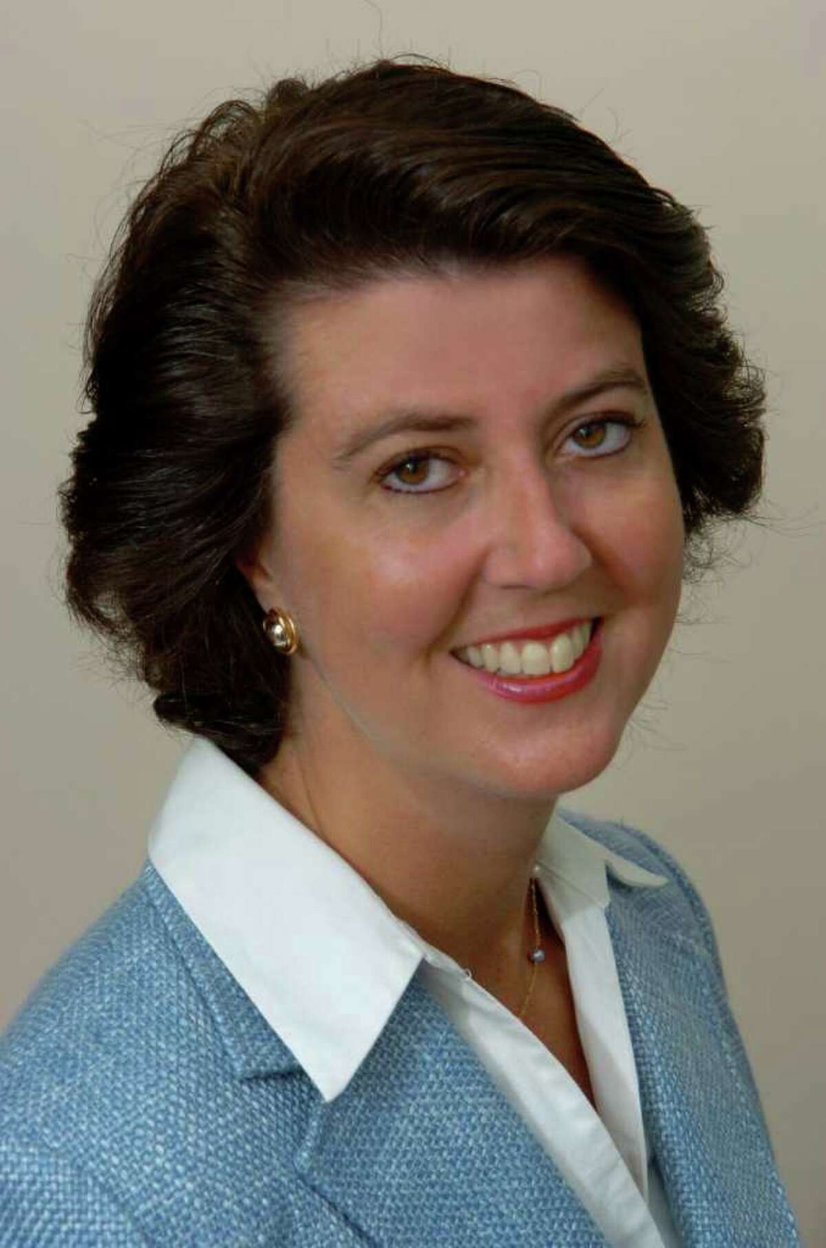 Fairfield town clerk elected to state post by colleagues