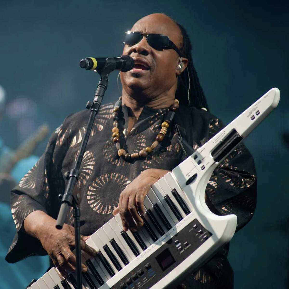 Stevie wonder перевод