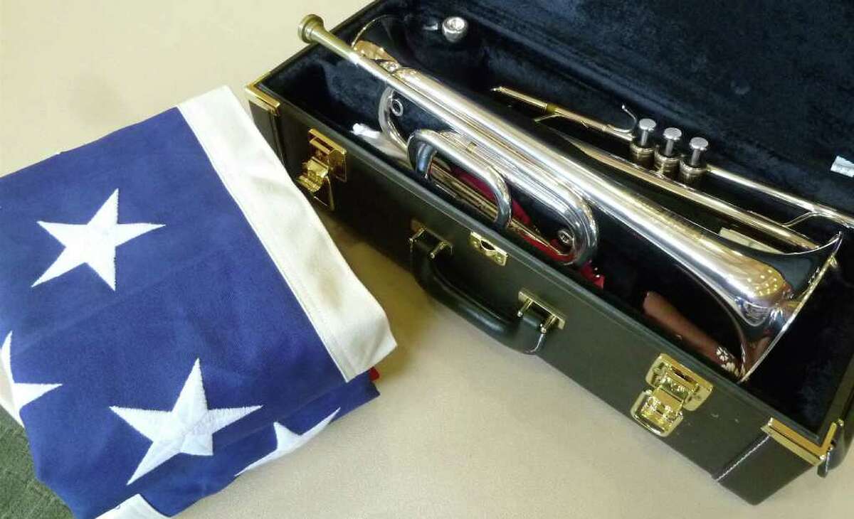 Buglers' group sounds final salute at military funerals