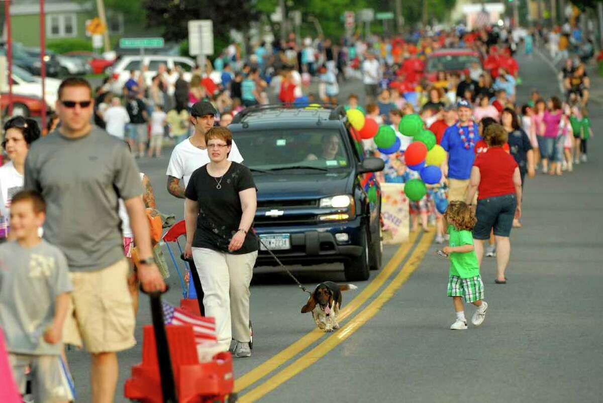 Photos Rotterdam Memorial Day parade