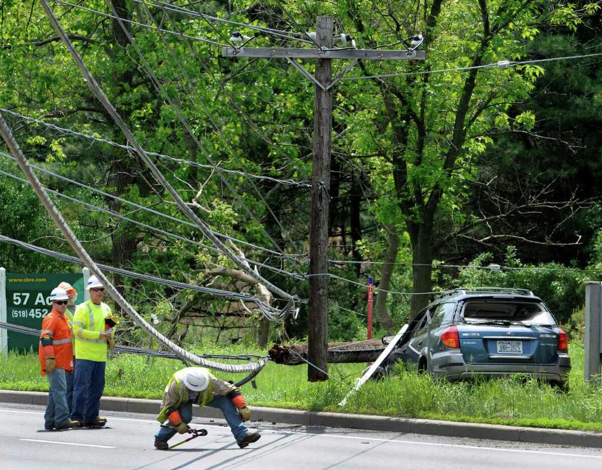 Crash closes part of Route 20 in Guilderland