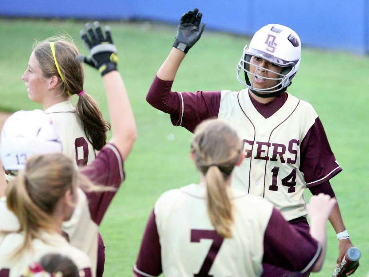 Dripping Springs ends Canyon's run