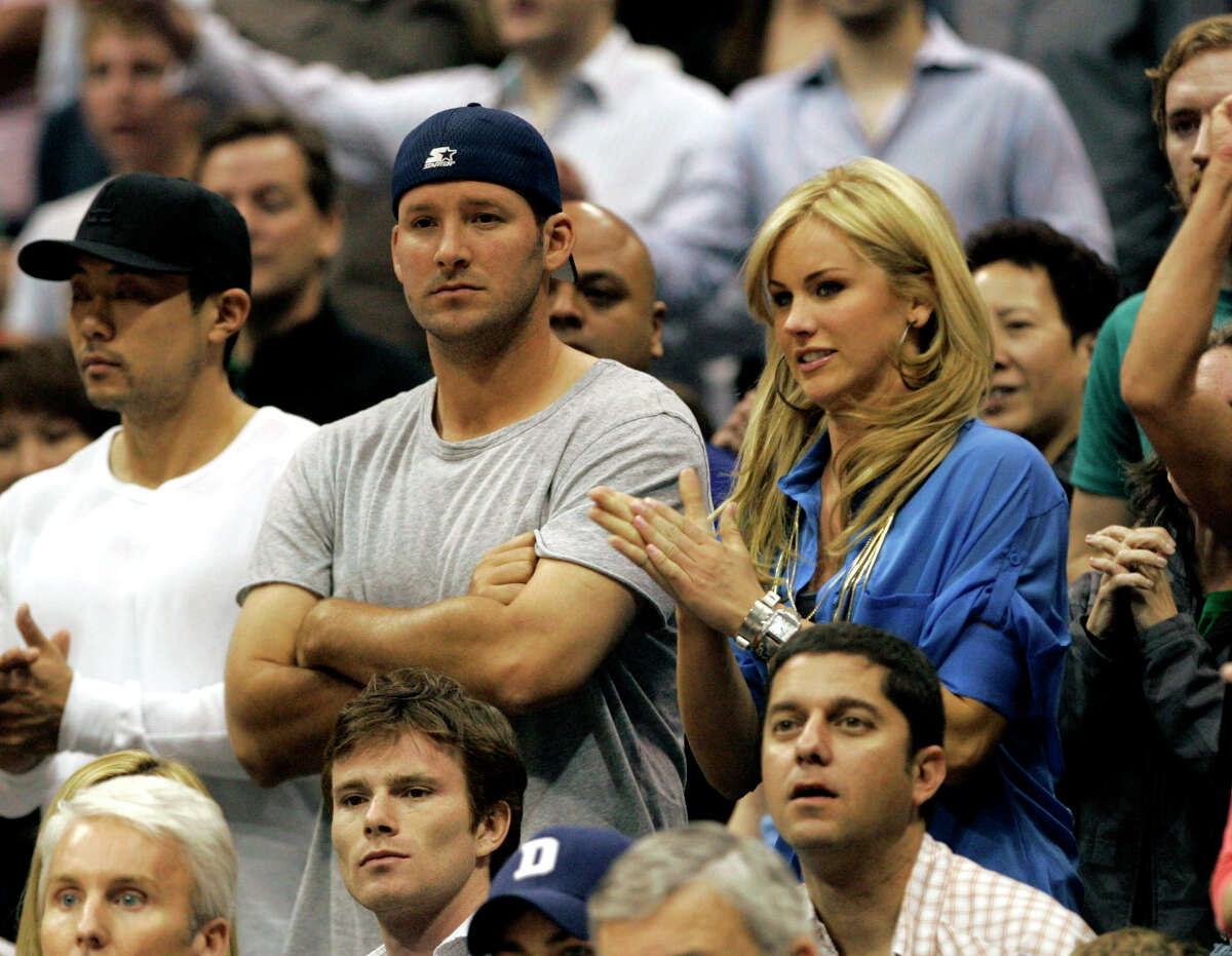 Dallas QB Tony Romo a father for 1st time