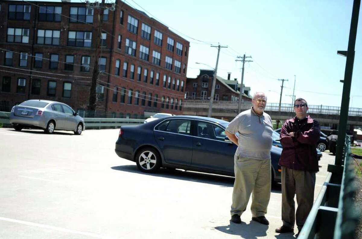 Approval of Shelton apartment complex sparks parking concerns