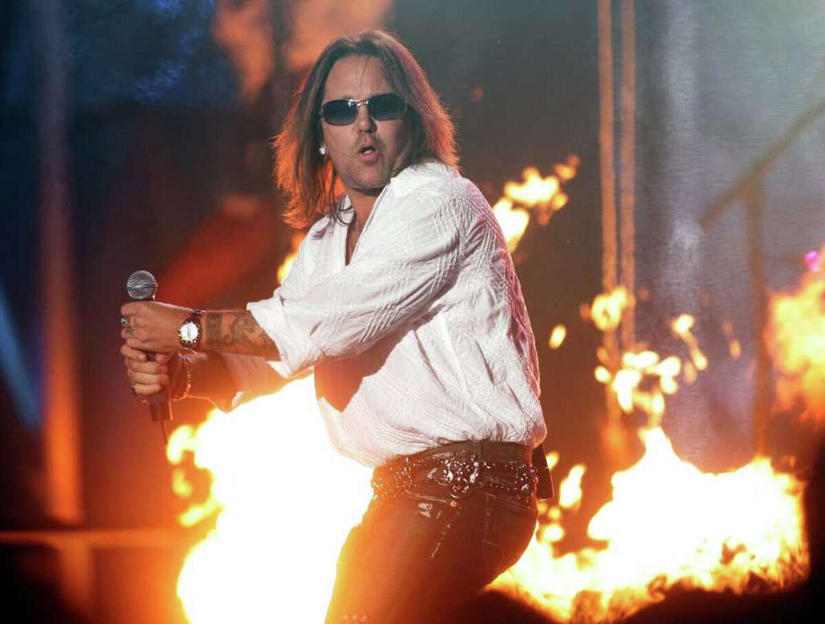 Review Mötley Crüe, Poison stand the test of time