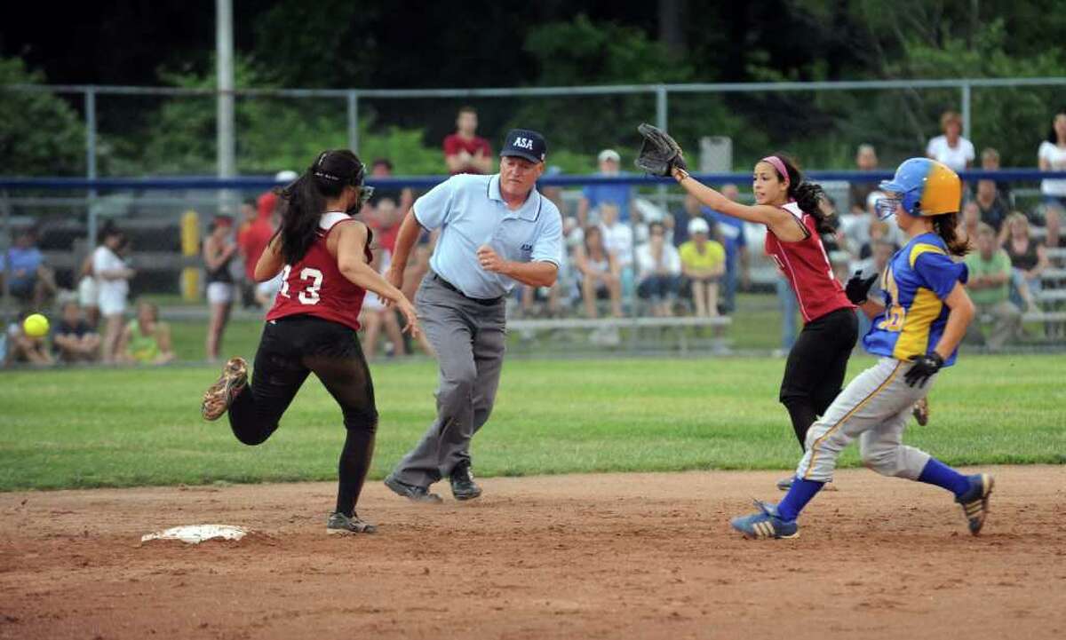 Highlights from Class M State Championship softball action between Seymour and Sacred Heart Academy in West Haven, Conn. on Friday June 10, 2011.