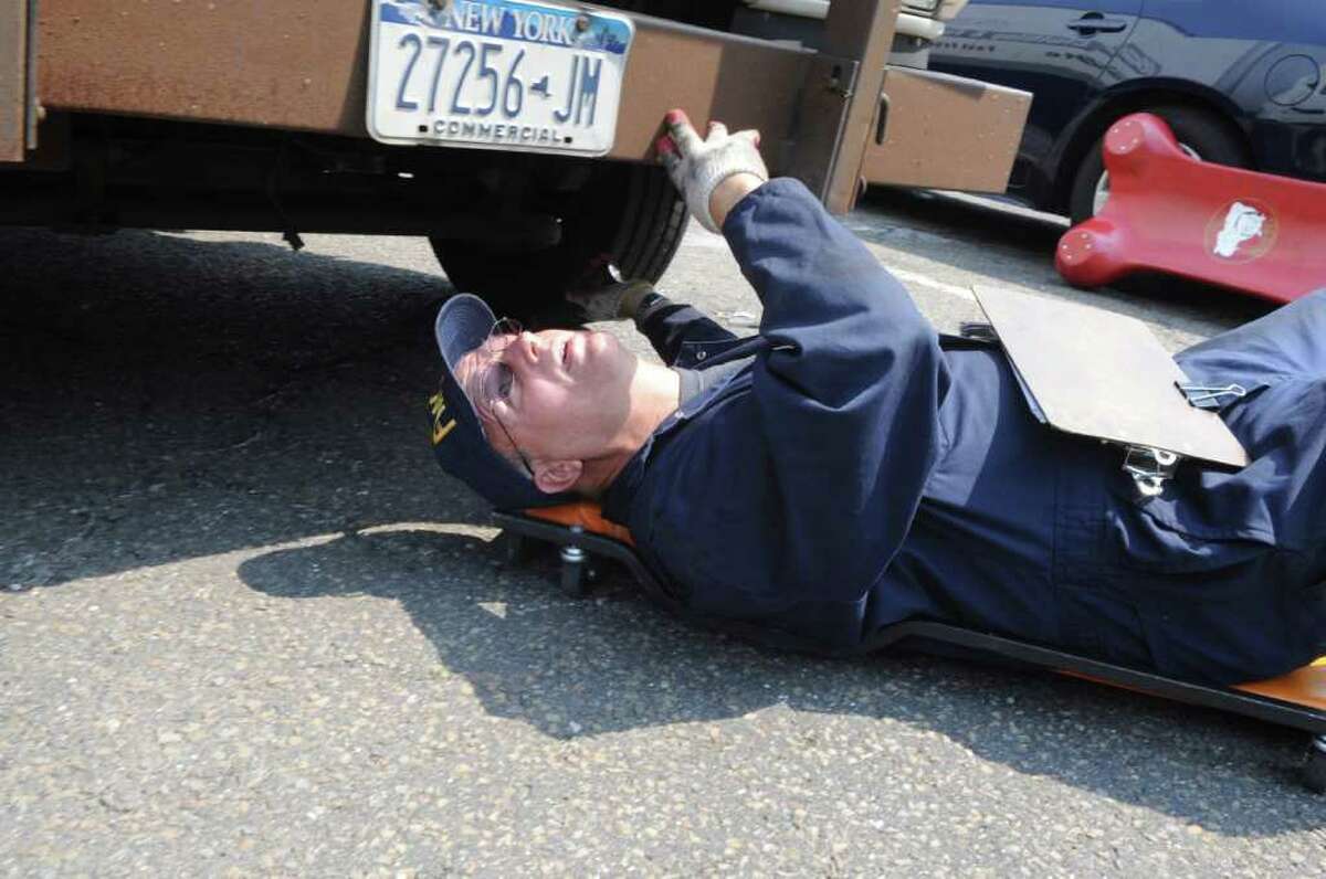 State checks trucker violations as part of safety blitz