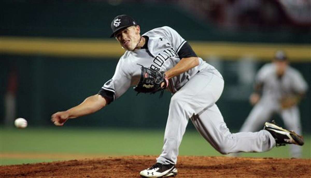 UConn baseball run ended by South Carolina