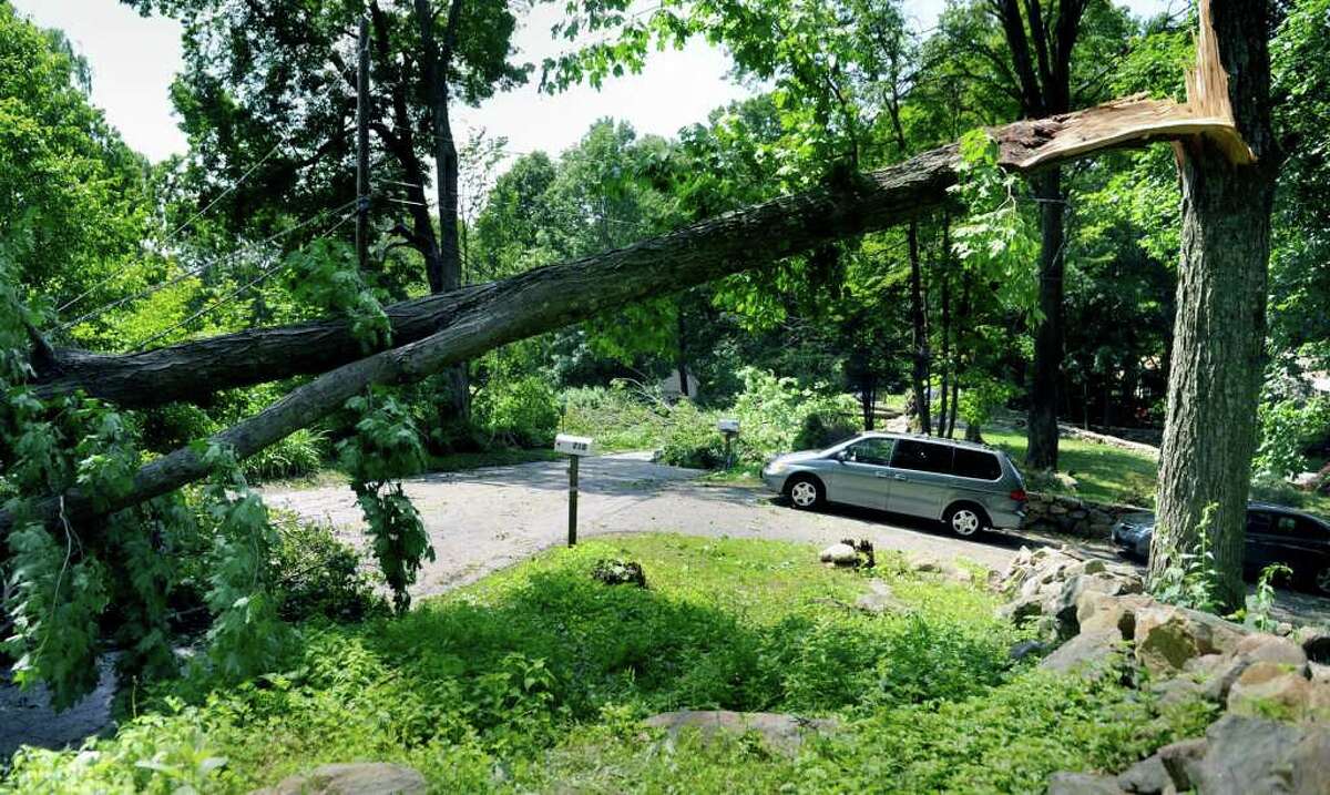 Line of thunderstorms devastates Greater New Milford area