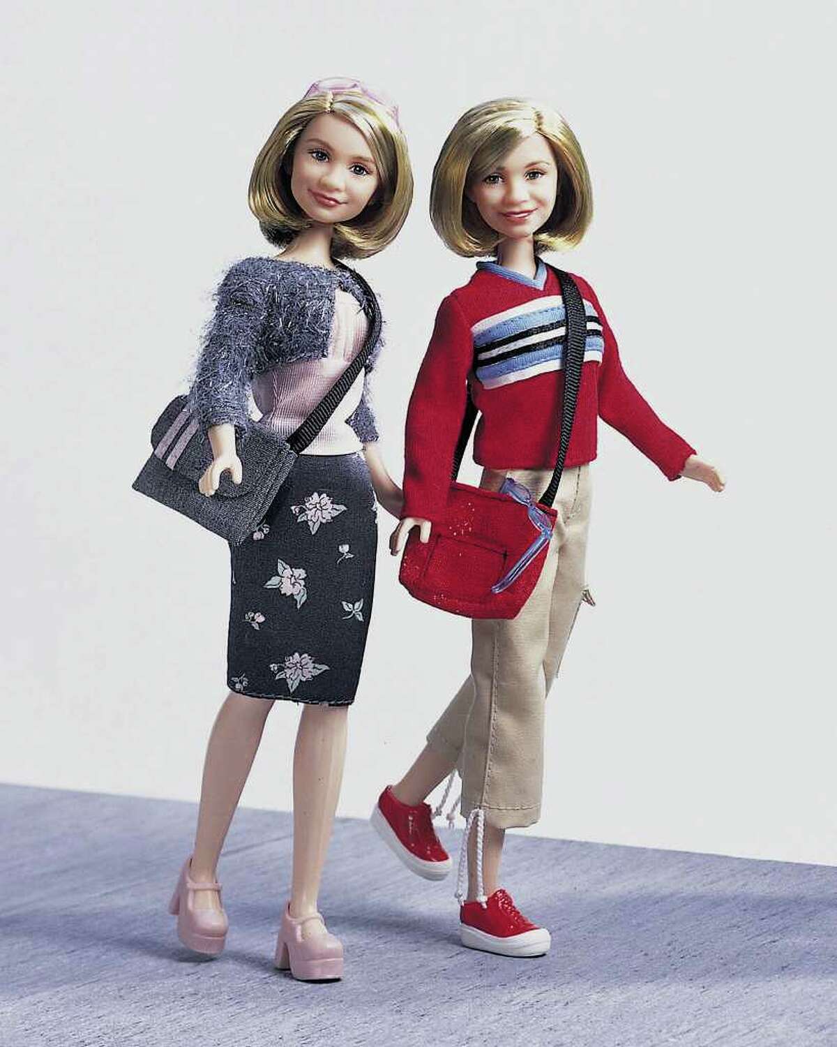Mary-Kate and Ashley are represented on September 15, 2000 in a line of toy celebrity dolls by the toy company Mattel.