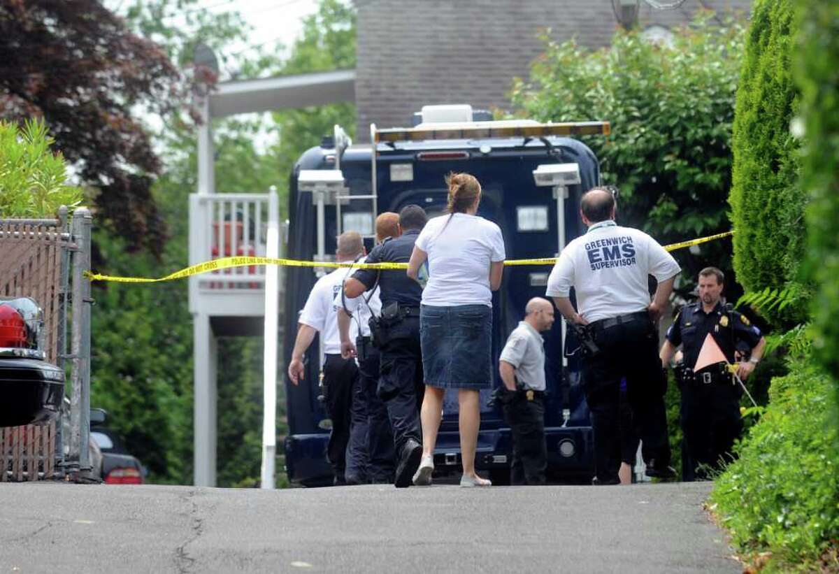 A day after 2 lost in drowning, Greenwich family talks about 'horrific