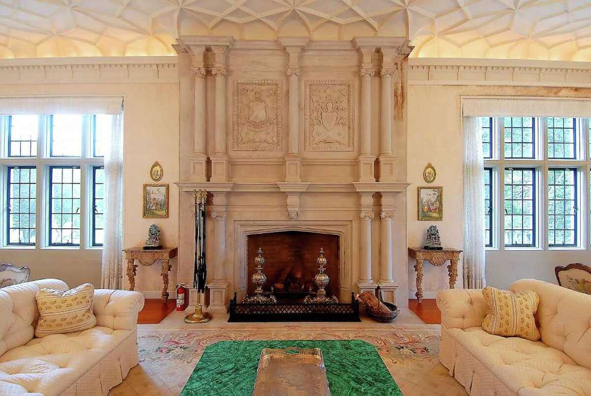 Former Helmsley mansion in Greenwich back on market