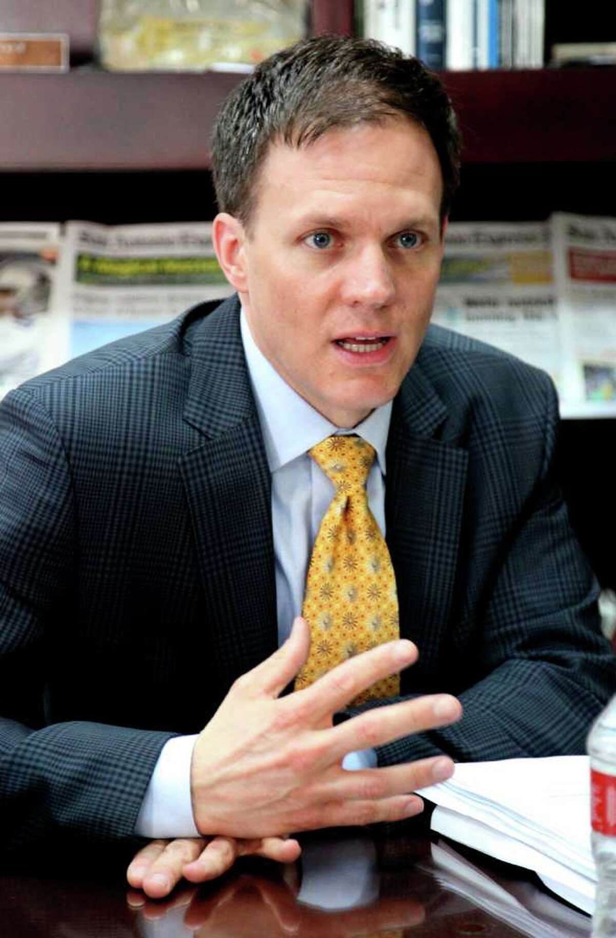 Fired UT adviser gets 70,000 settlement