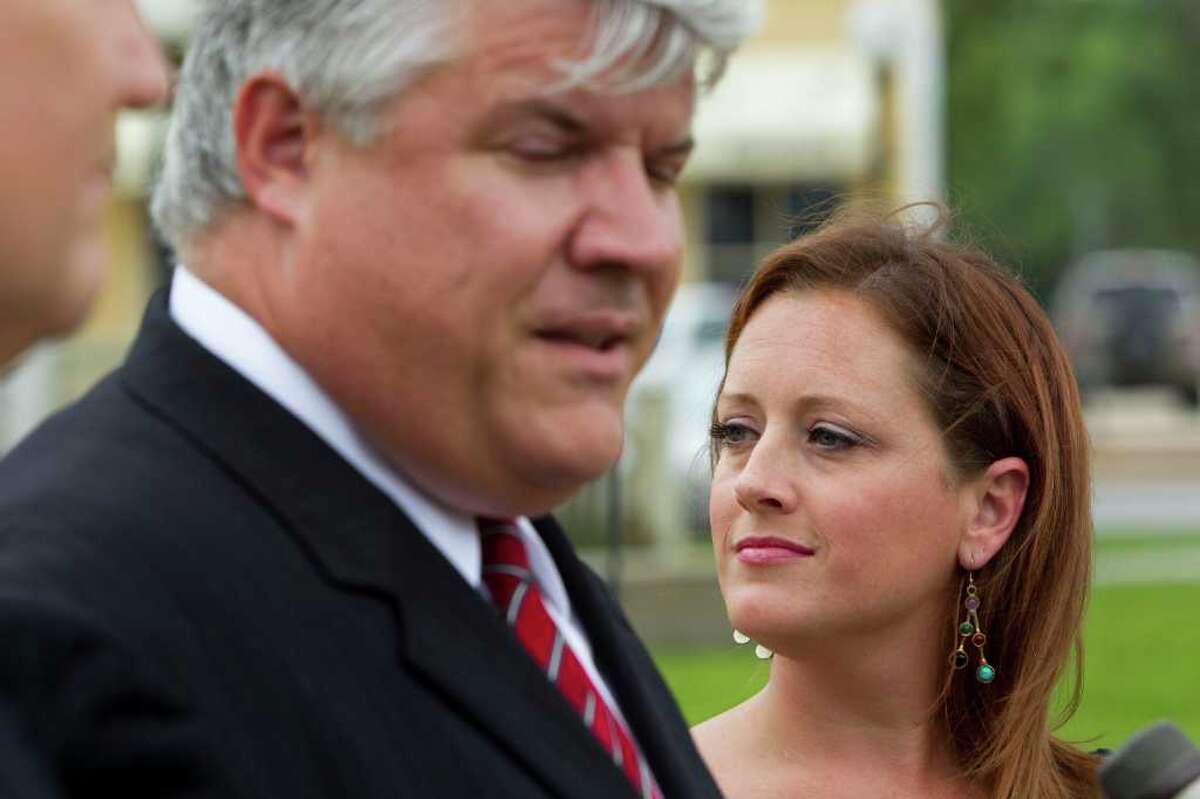 Investigation Transgendered widow's husband died because of mistakes