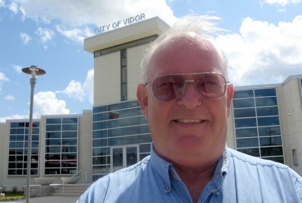 Vidor�s new mayor ready to represent, not to fight