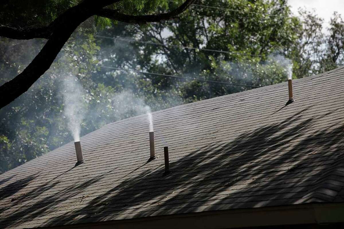 SAWS hopes to smoke out sewage leaks on North Side