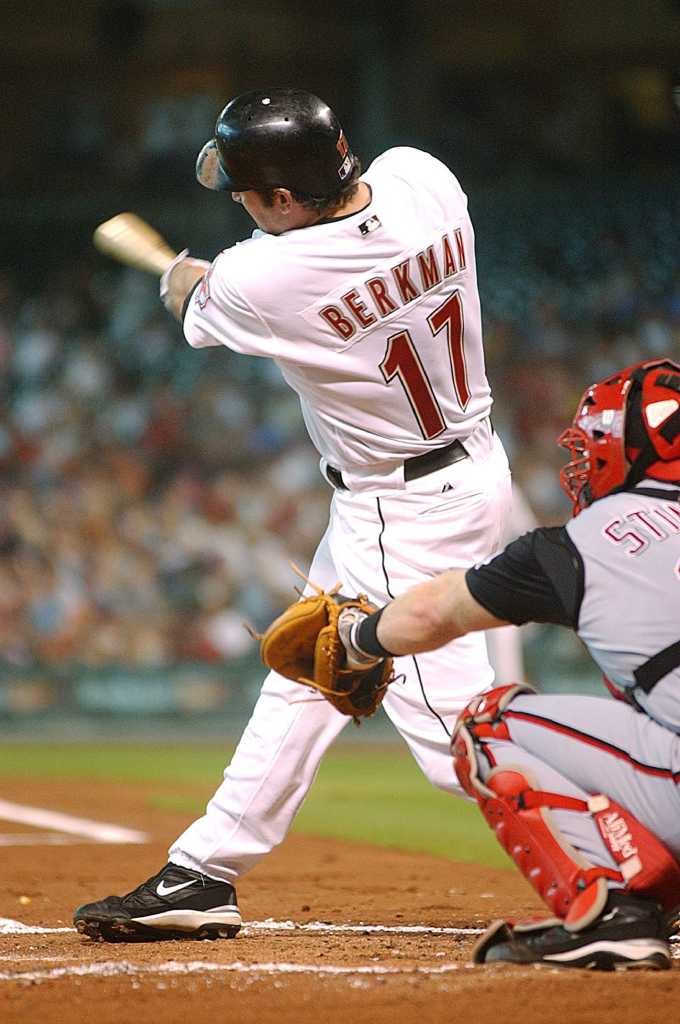 Newly acquired Yankee Lance Berkman greets batting practice injury