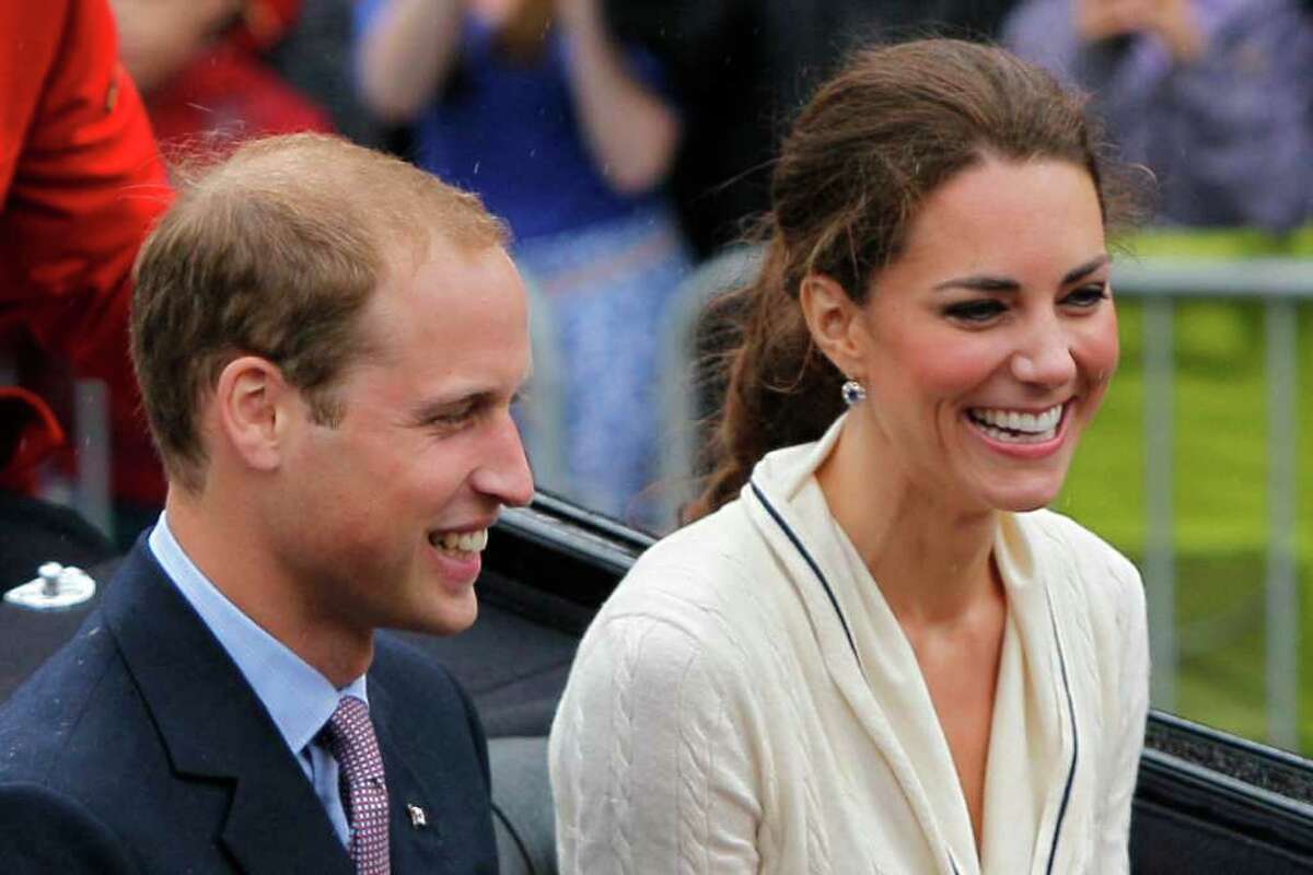 Prince William performs water landings in Canada