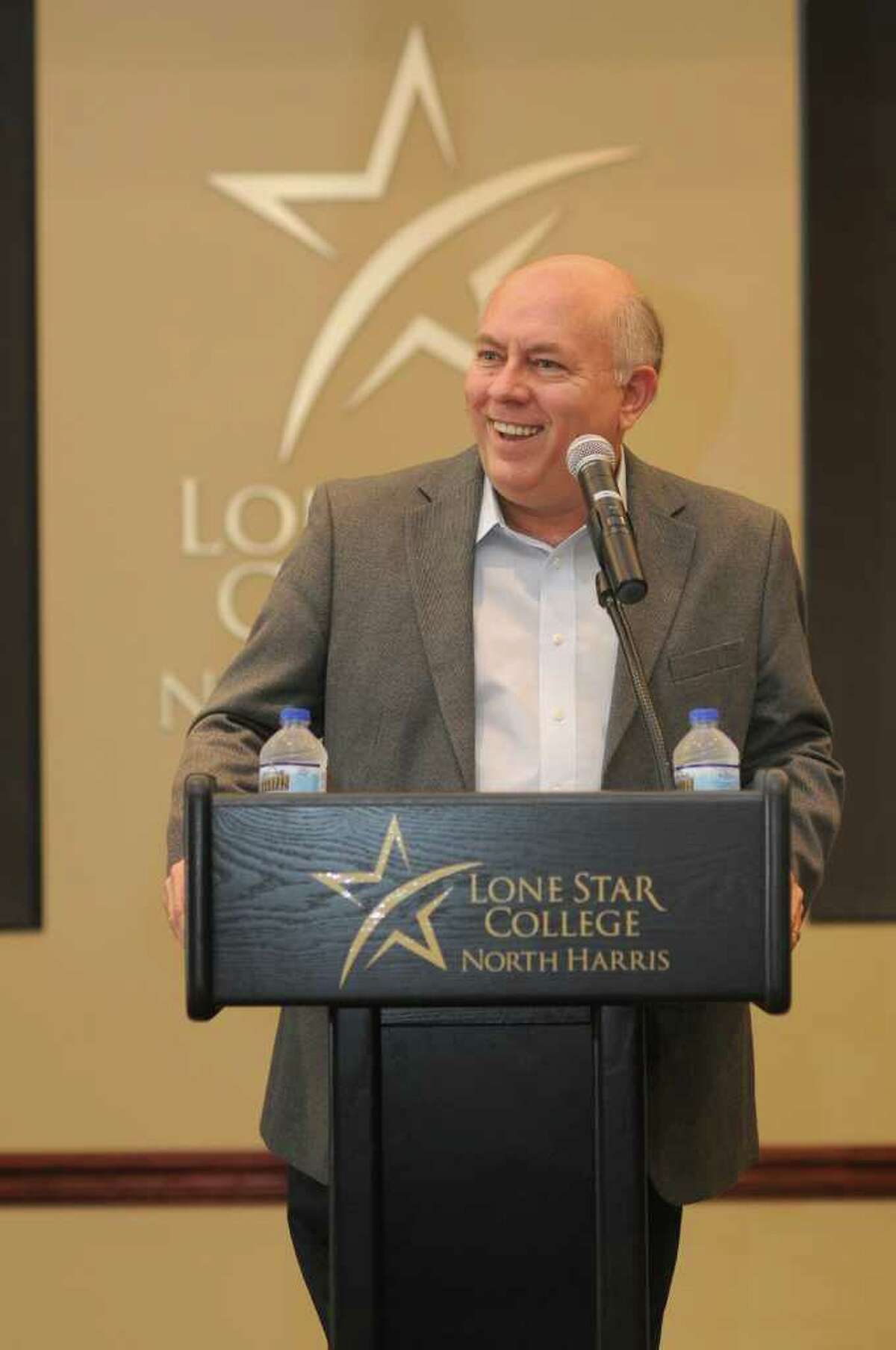 LSCNorth Harris dedicates Student Services Building