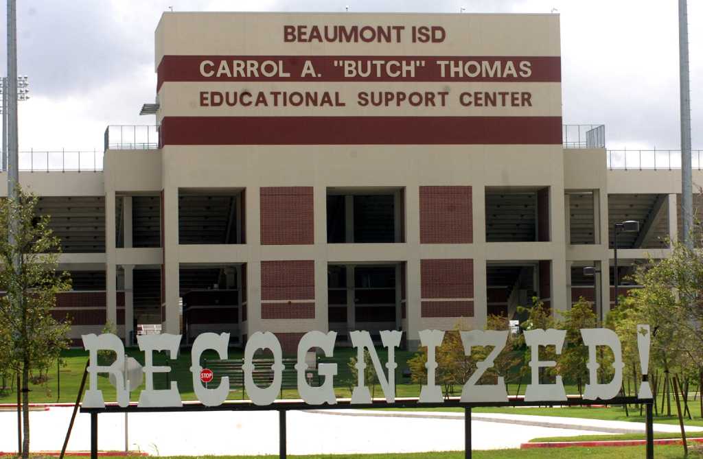 How much does Beaumont ISD pay its employees