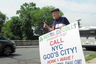 Greenwich Beach Access Foe Adopts Cause Of Universal School Prayer Greenwichtime