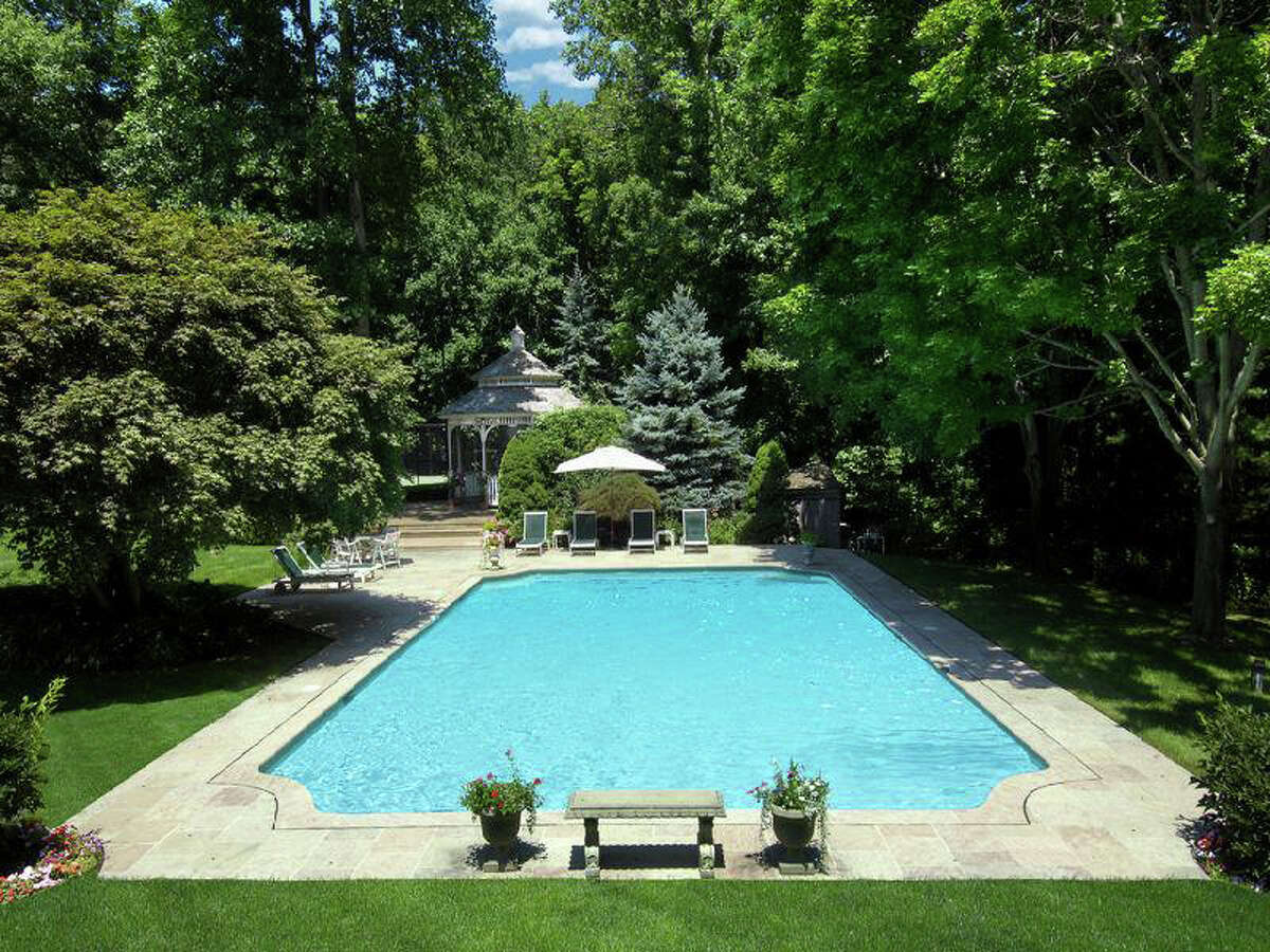 Regis Philbin relists Greenwich home for 3.8 million