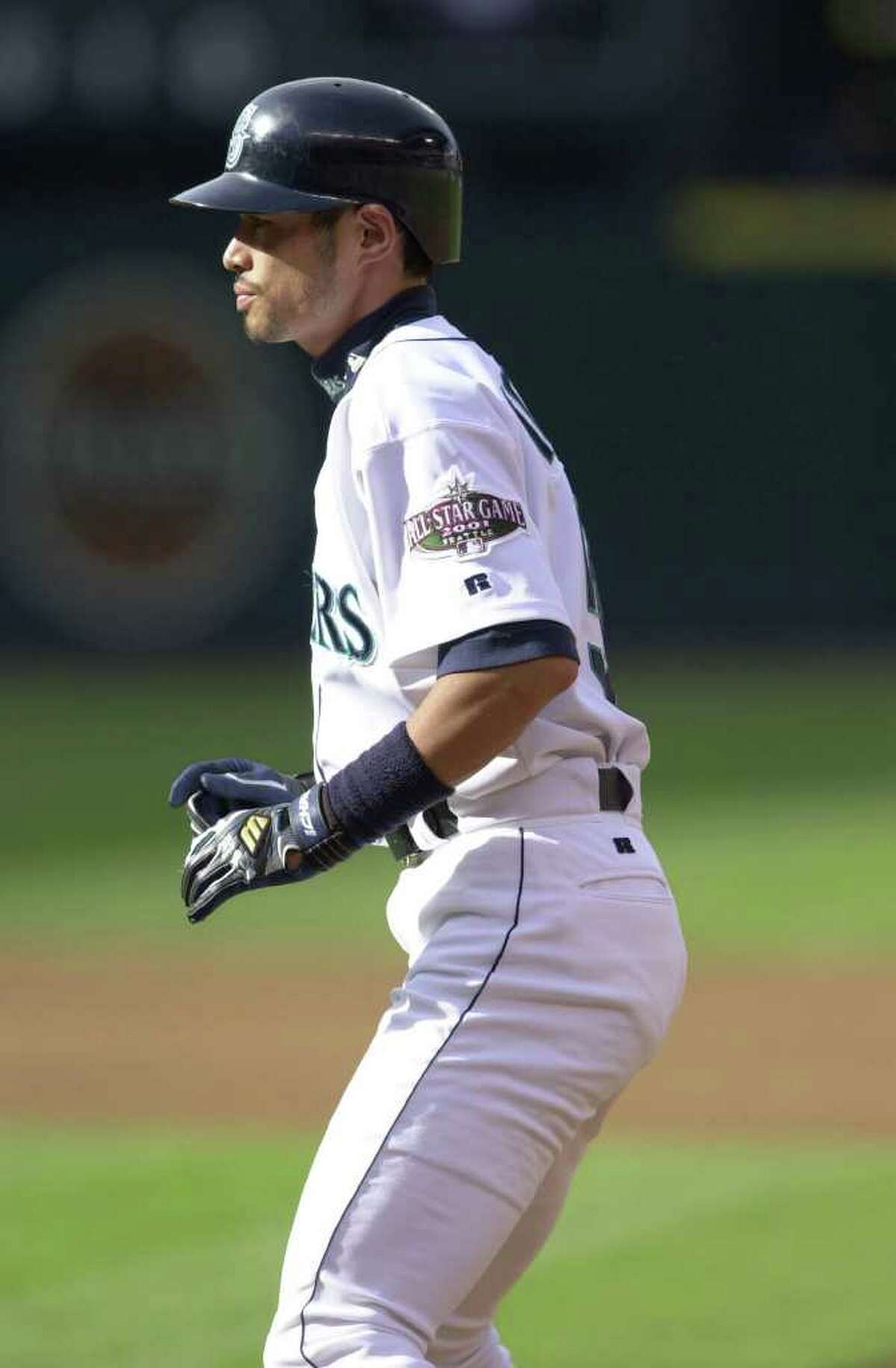 10 Jul 2001: Ichiro Suzuki of the Seattle Mariners leads off of first base during the 2001 Major League Baseball All-Star game at Safeco Field in Seattle, Washington, won by the American League 4-1. DIGITAL IMAGE Mandatory Credit: Otto Gruele/Allsport