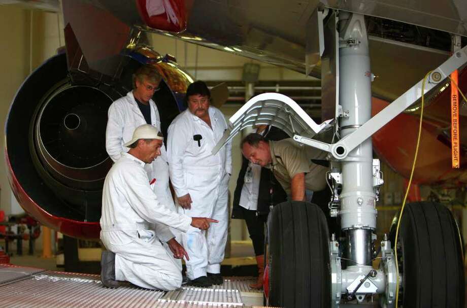 Boeing's new Renton paint hangar