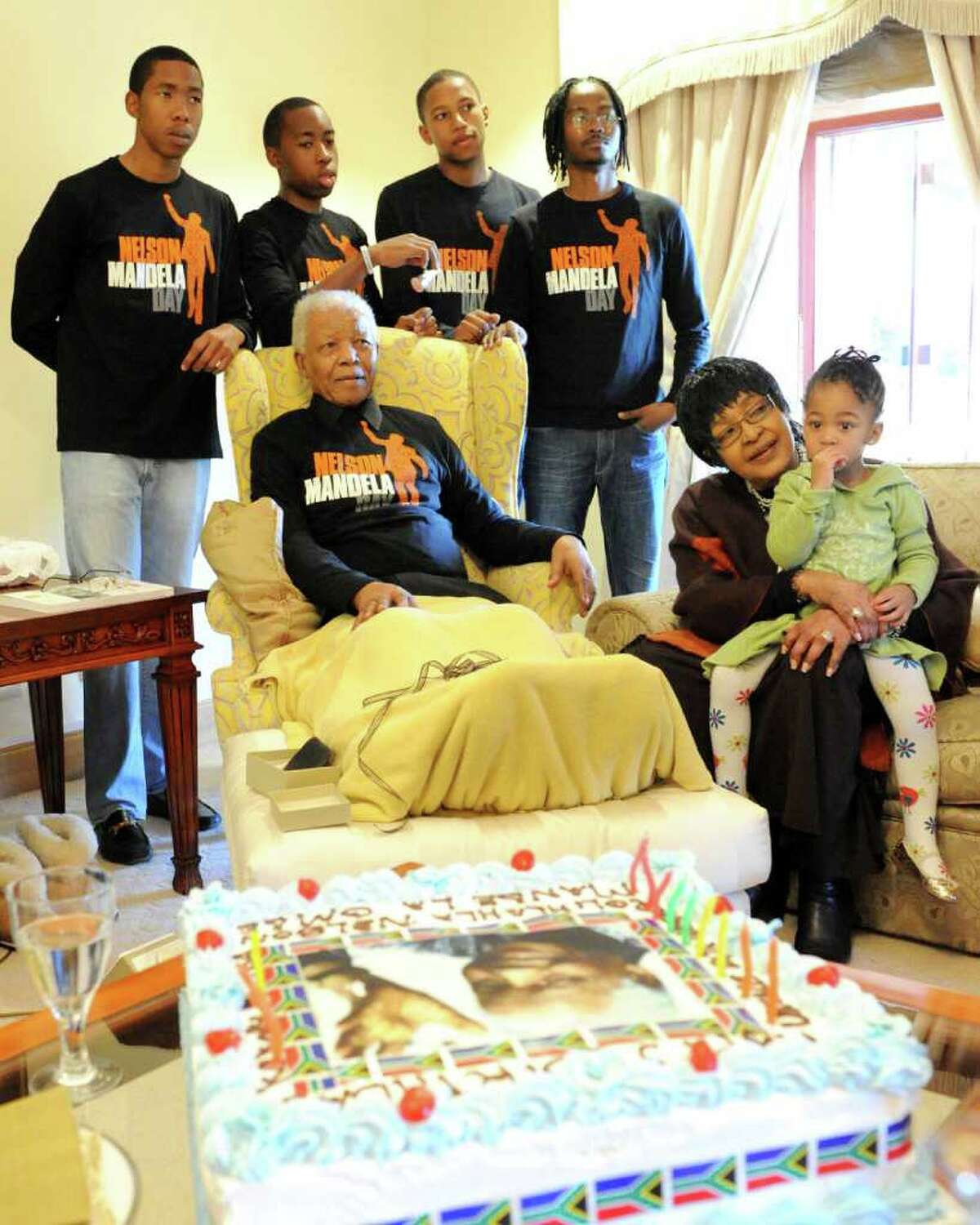 nelson-mandela-celebrates-93rd-birthday-in-safrica