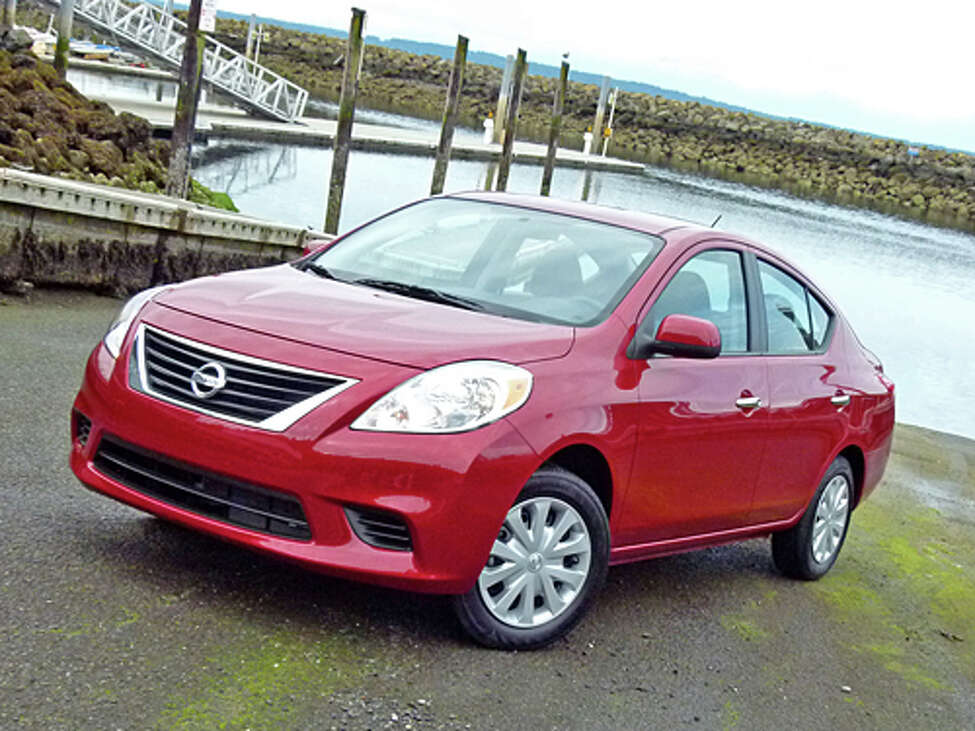 Be Seated 2012 Nissan Versa Sedan 8649