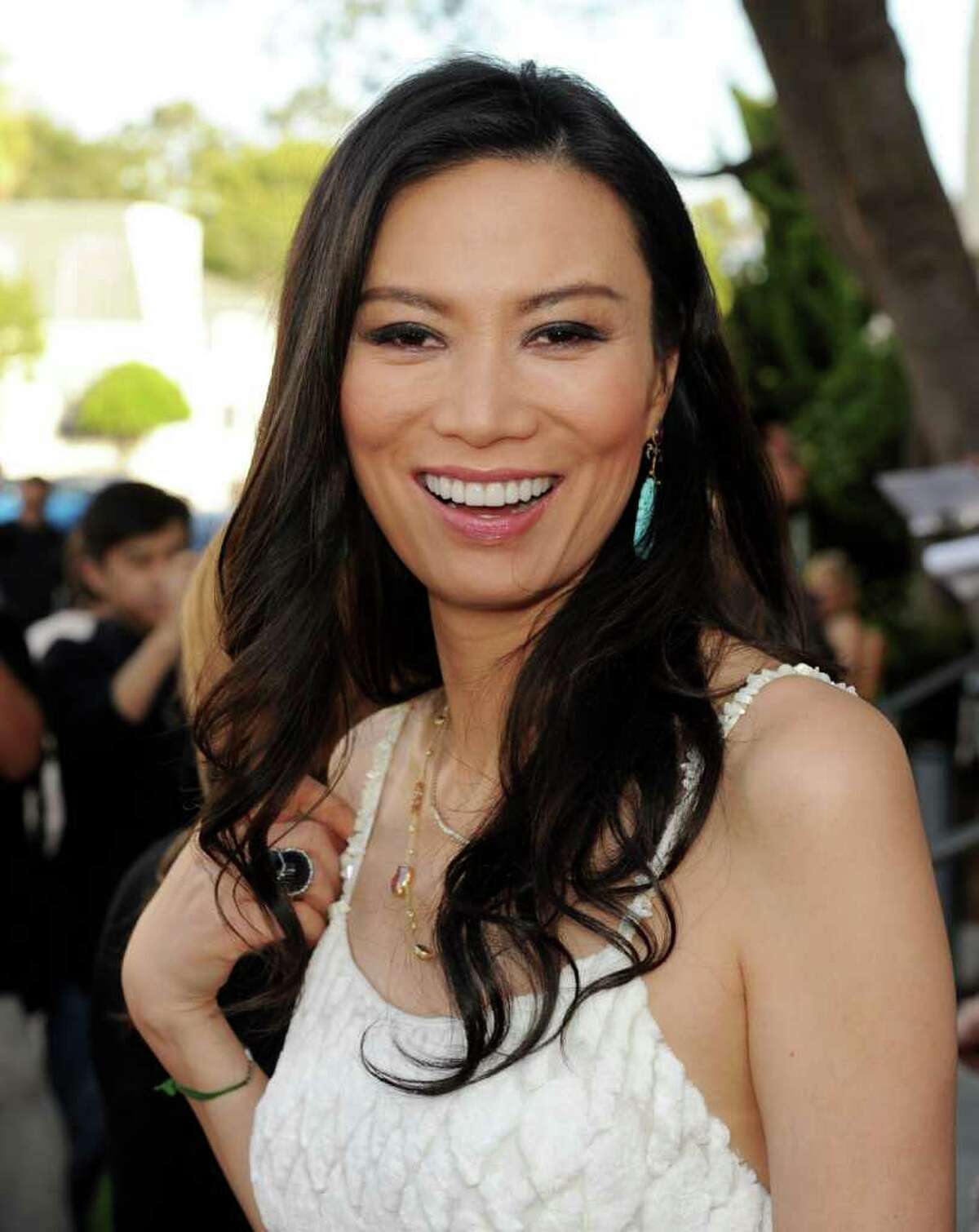 Pie Murdoch, then face an avenging Wendi Deng