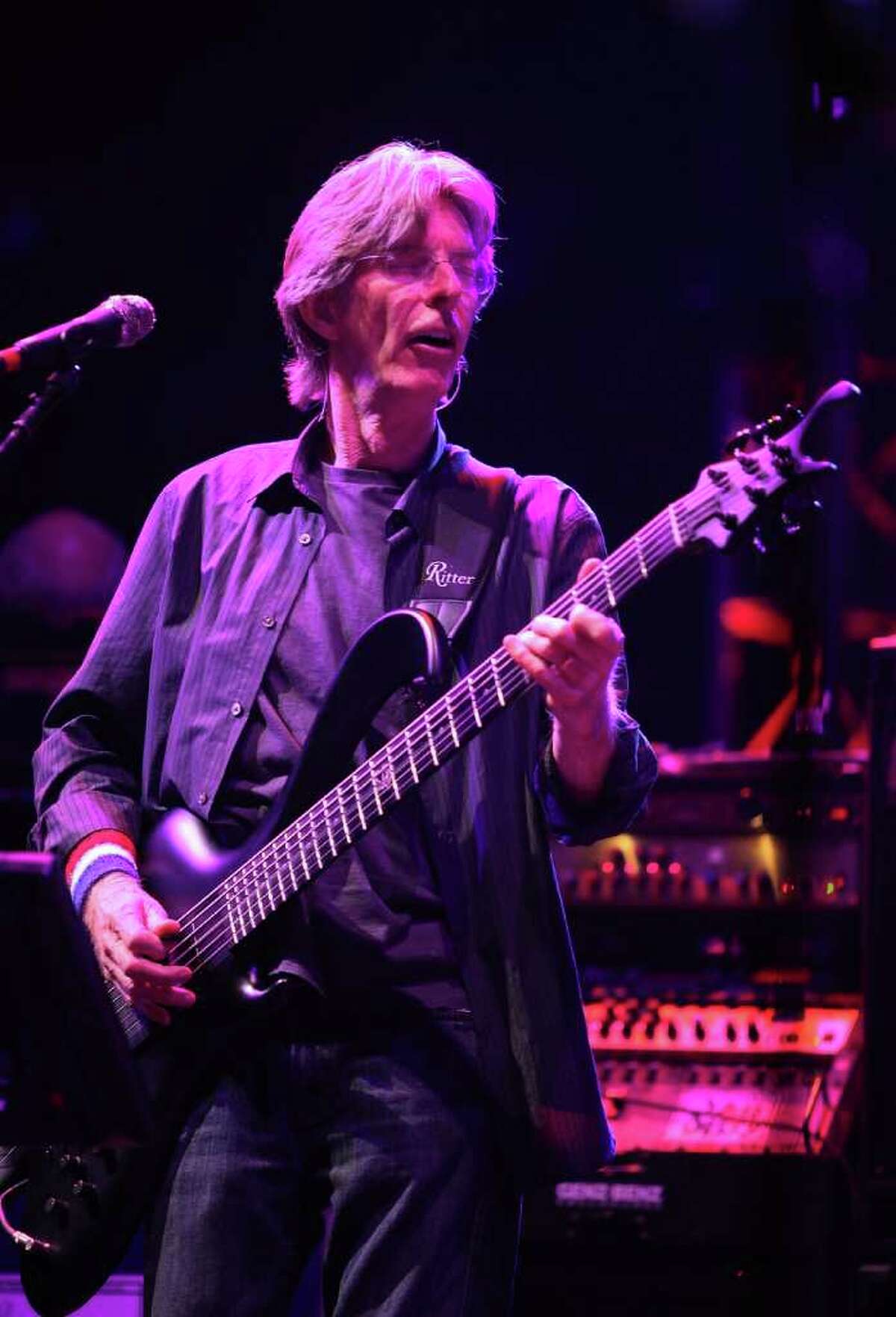 Phil Lesh will play with Bob Weir.