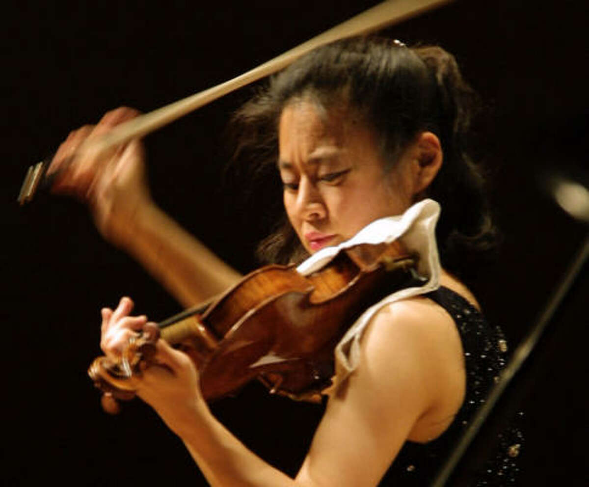 Violinist Midori takes her career to the next level