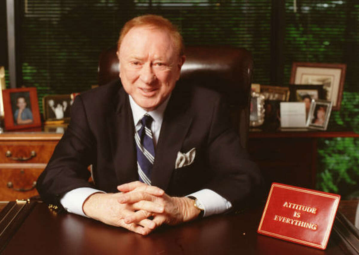 Harold Farb in his office in Houston in 2002.