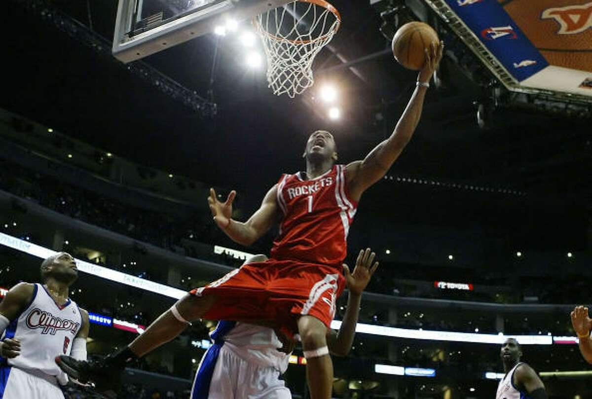 Tracy McGrady makes a move to the basket in the first half against the Clippers. He finished with 27 points in the Rockets' win.