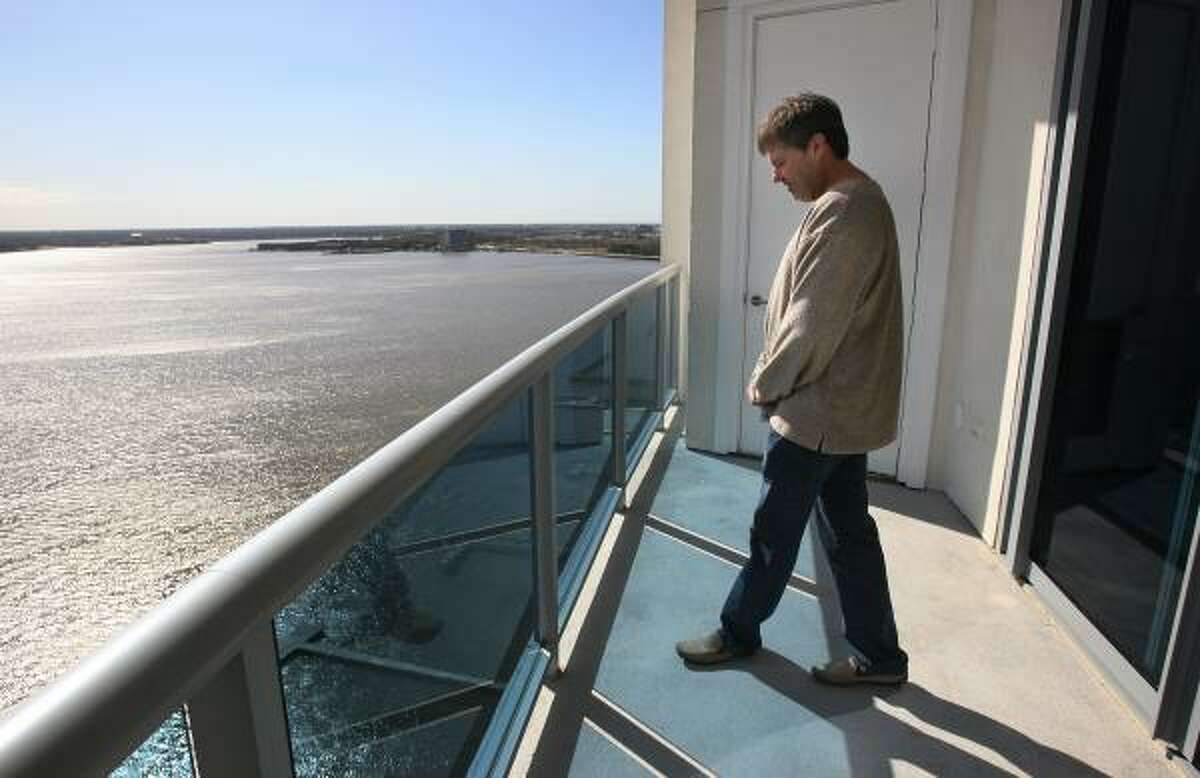 Endeavour first of many highrises for Clear Lake