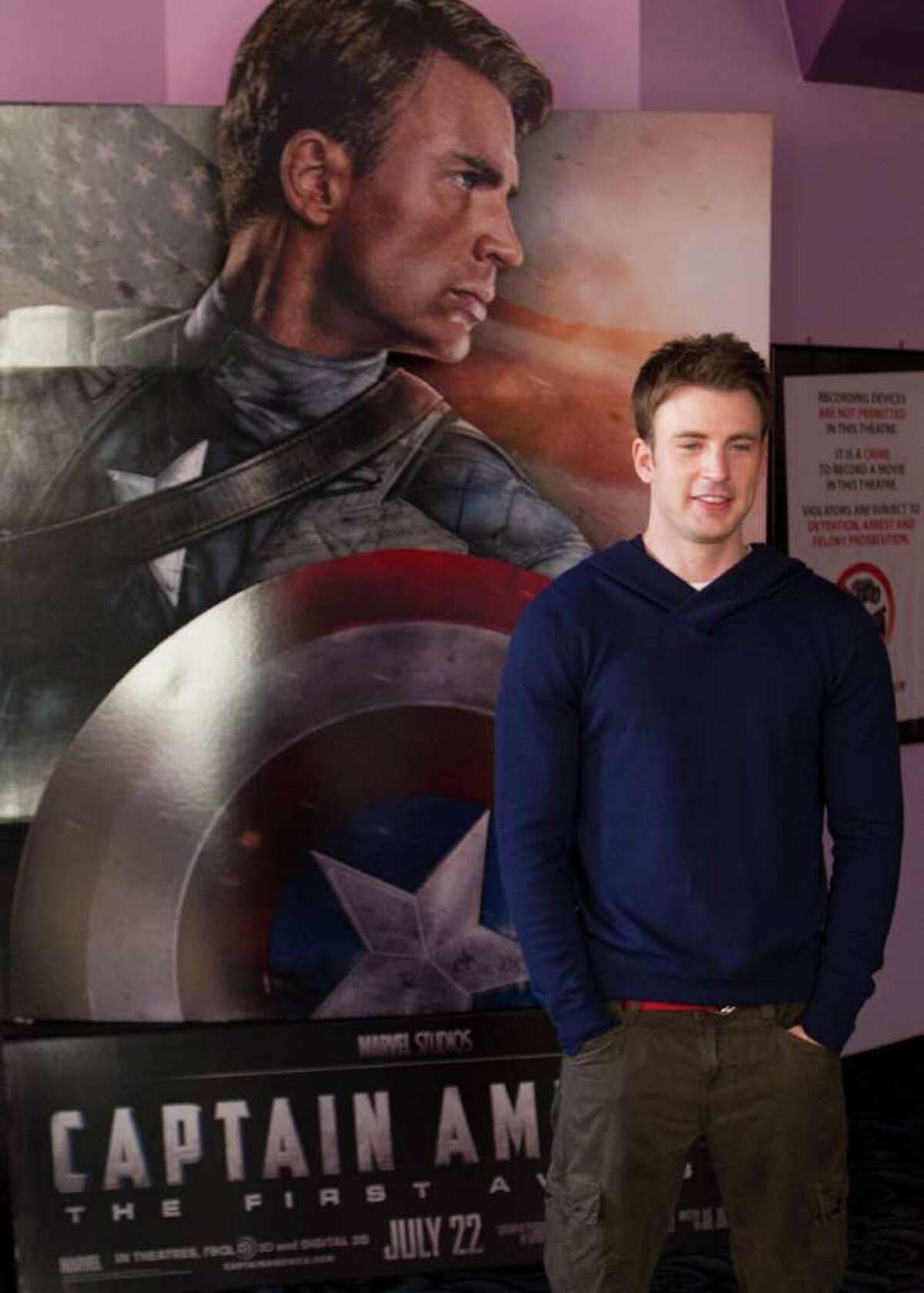 Chris Evans brings 'Captain America' to Comic-Con