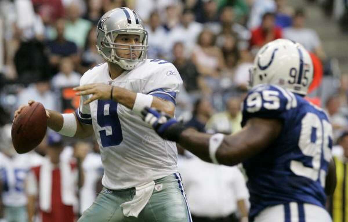 Tony Romo went 10-for-11 in Thursday's exhibition against the Colts, helping the Cowboys to a 23-10 win.