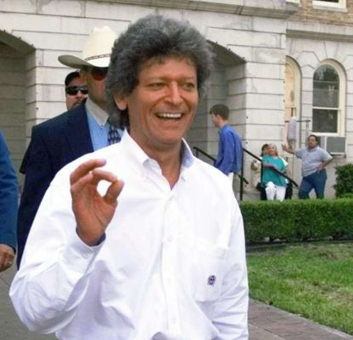 Country singer Johnny Rodriguez arrested in Okla.