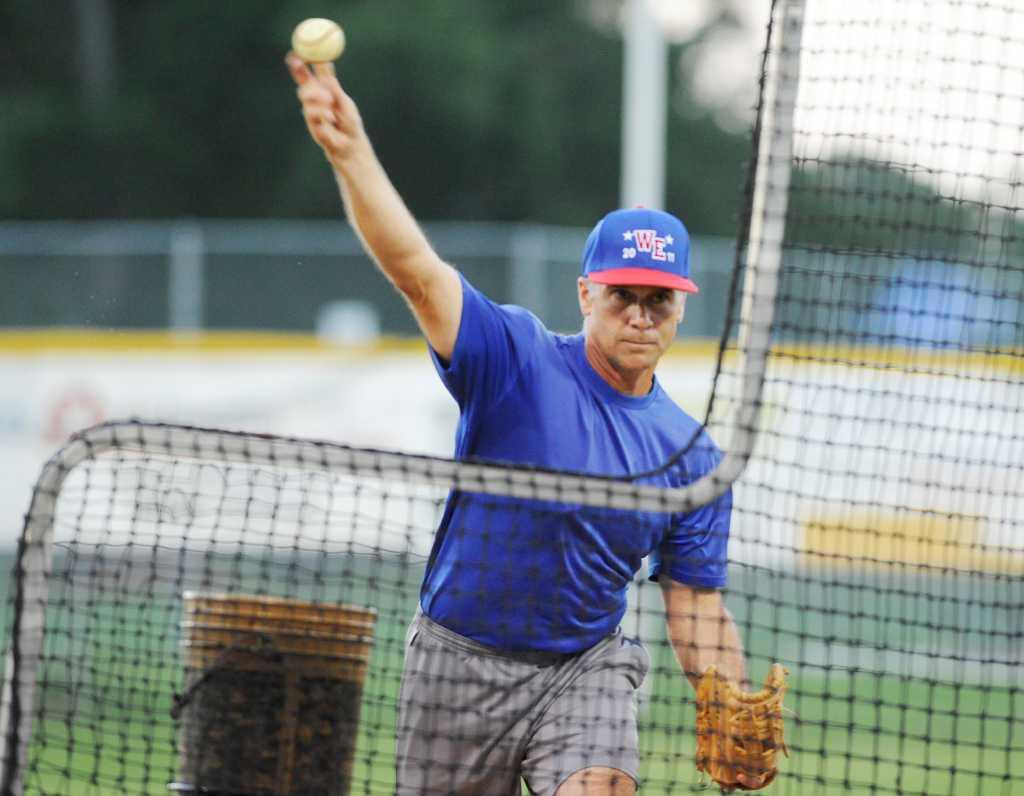 Former Major Leaguer Petkovsek giving back to West End Little League