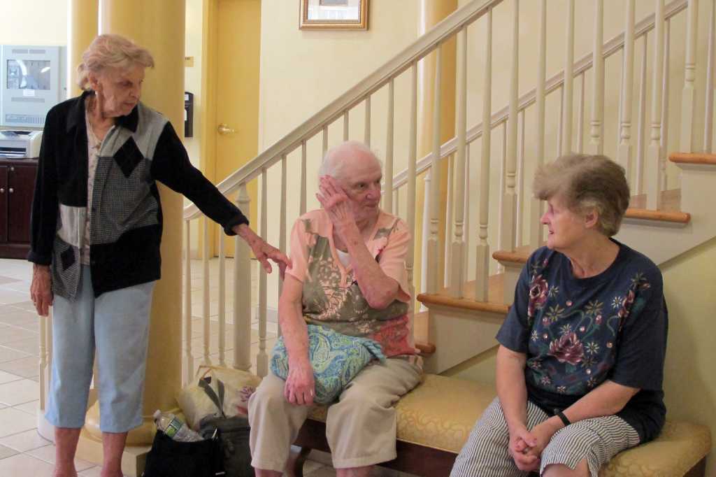 Power outage causes evacuation at Seymour senior complex