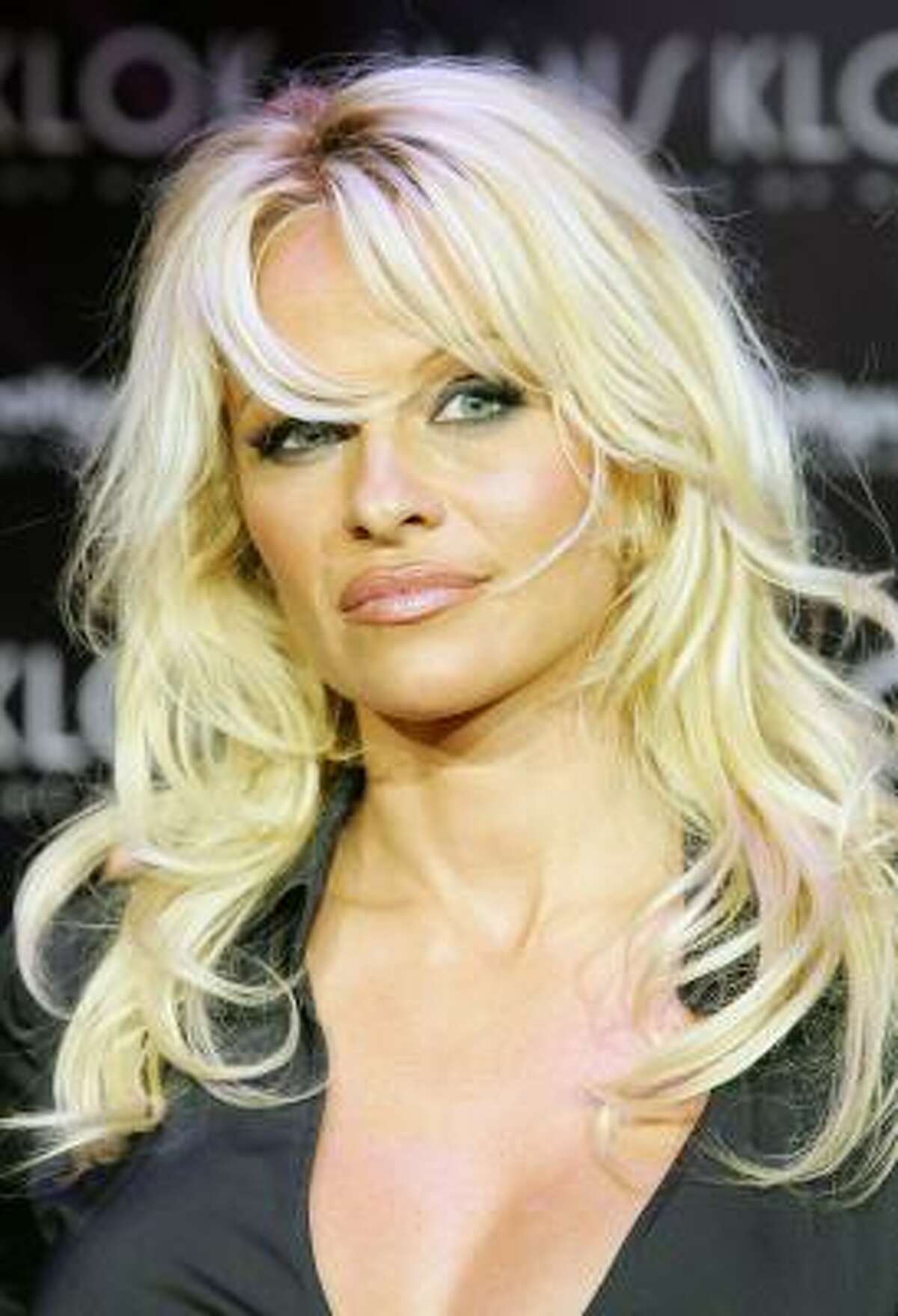 Pamela Anderson Naked