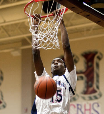 UIL rules Yates basketball player transferred for athletic reasons