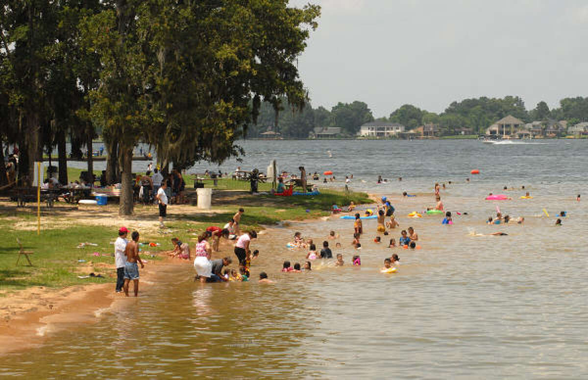 Businesses On Lake Conroe Hope For Busy Season
