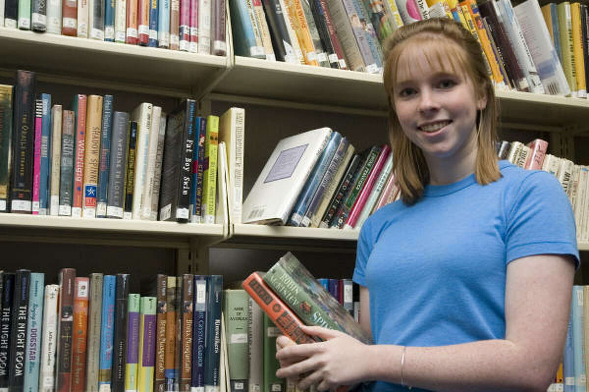 Bellaire High School senior Diana Batten is working to earn the Girl Scout Gold Award by upgrading the young adult section of the Bellaire Public Library.