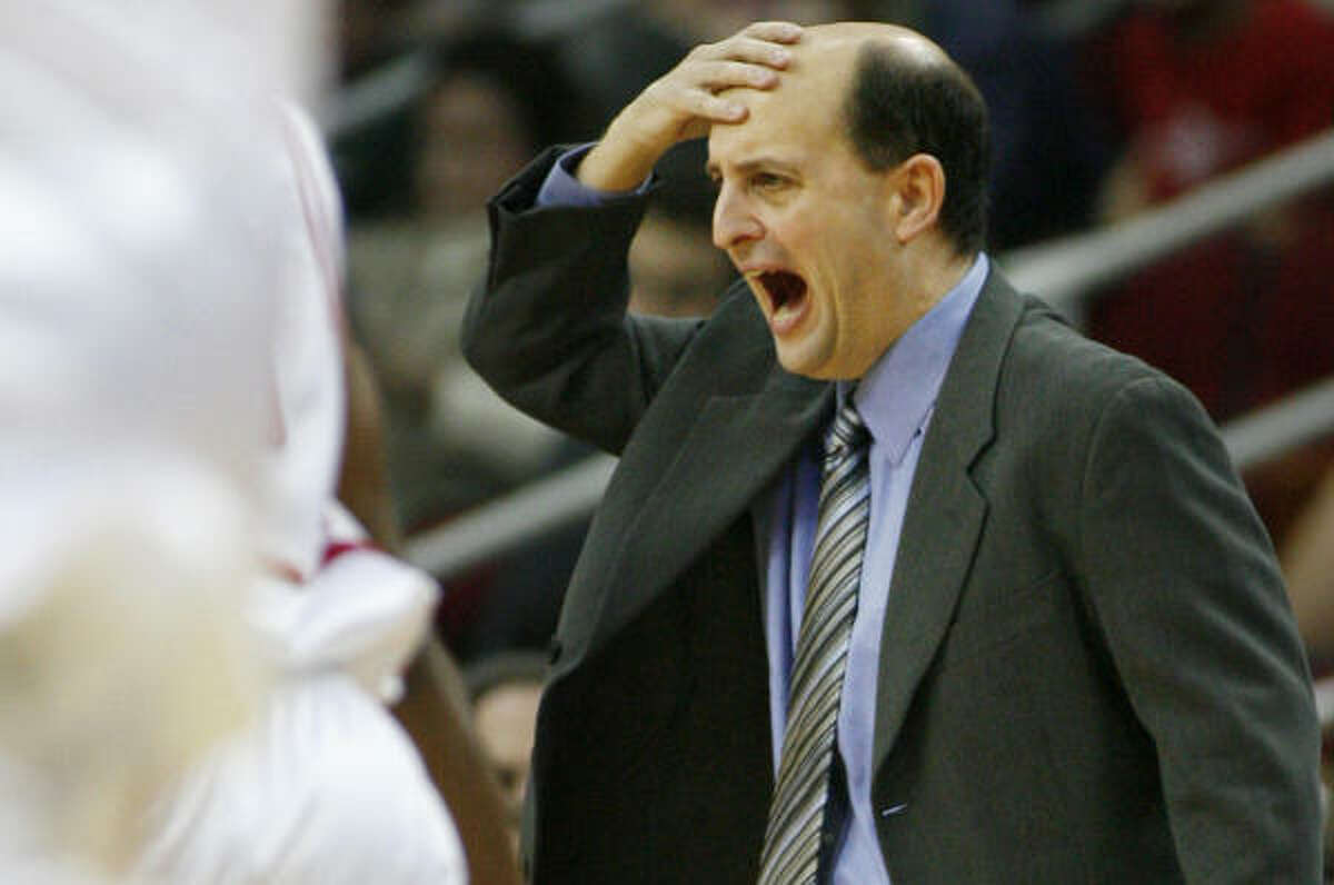 Jeff Van Gundy's team had a 51-48 lead at halftime after leading by as many as 15 in the second quarter.