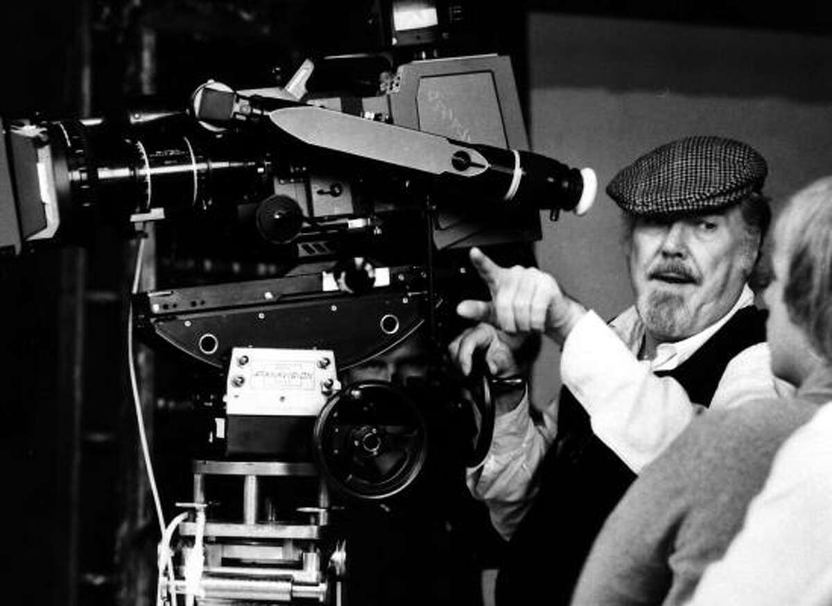 Director Robert Altman was known for his refusal to conform to film-industry standards.