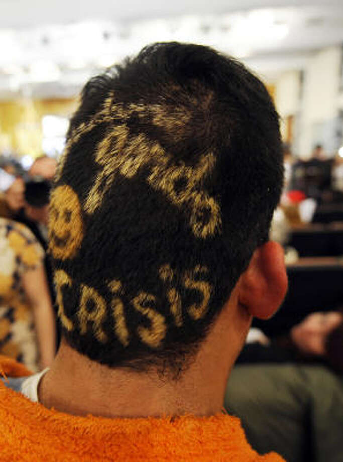 A Man With His Haired With The Words Gordo And Cr A Man With His Haired With The Words Gordo And Cr